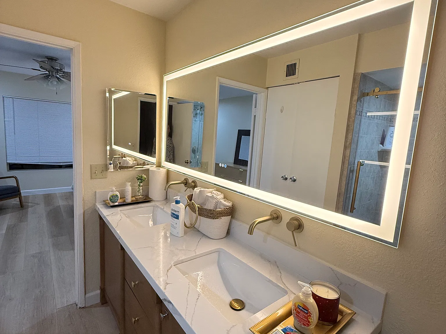 3 bed, 2237 sqft, $5,000 — Photo 4