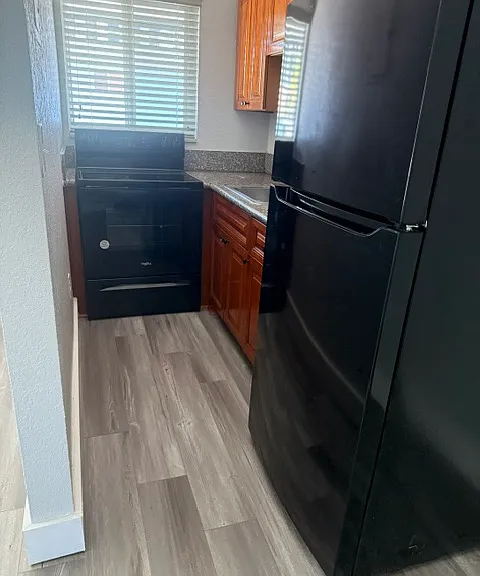 1700 NW 15th Ave #11 — Photo 1