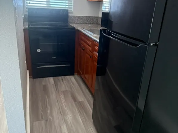 1700 NW 15th Ave APT 11, Miami, FL 33125