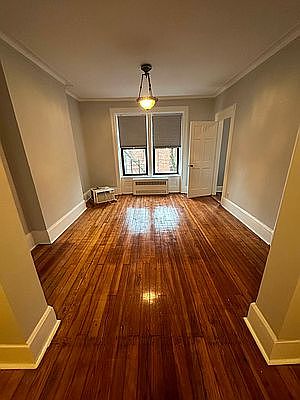 1st image of 314 5th Ave #3