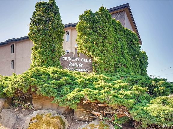 2nd image of 5915 Highway Pl APT 304