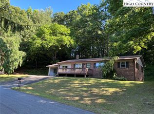 176 Grandridge Rd, Sparta, NC 28675