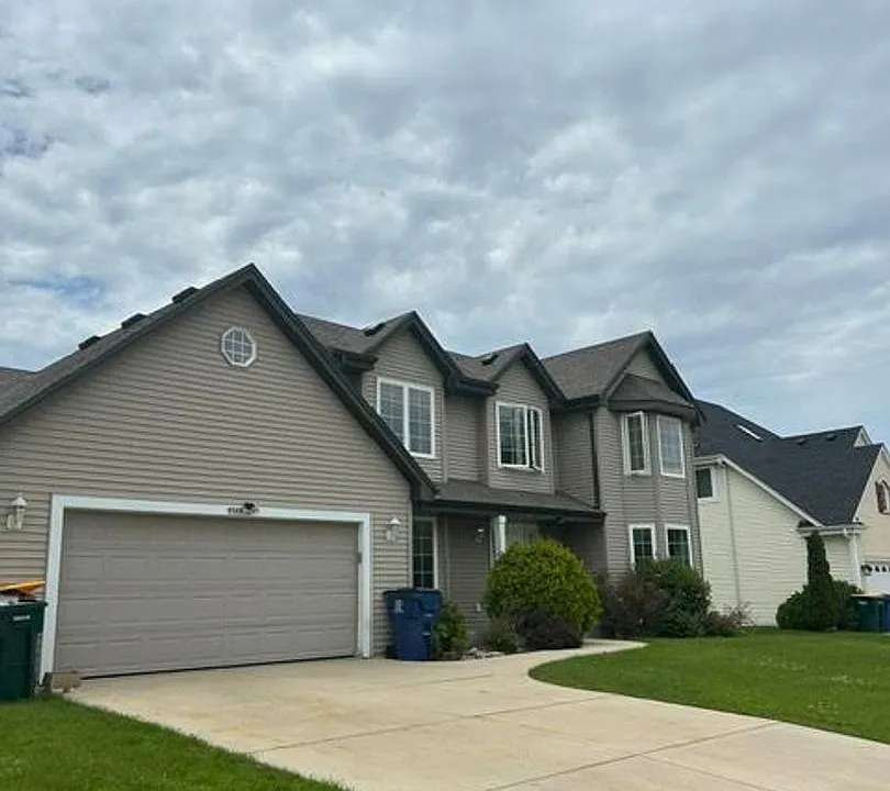 9765 S Rustic Pl