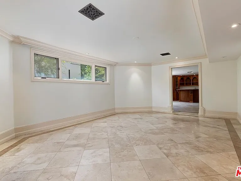 209 S Anita Ave — Photo 42