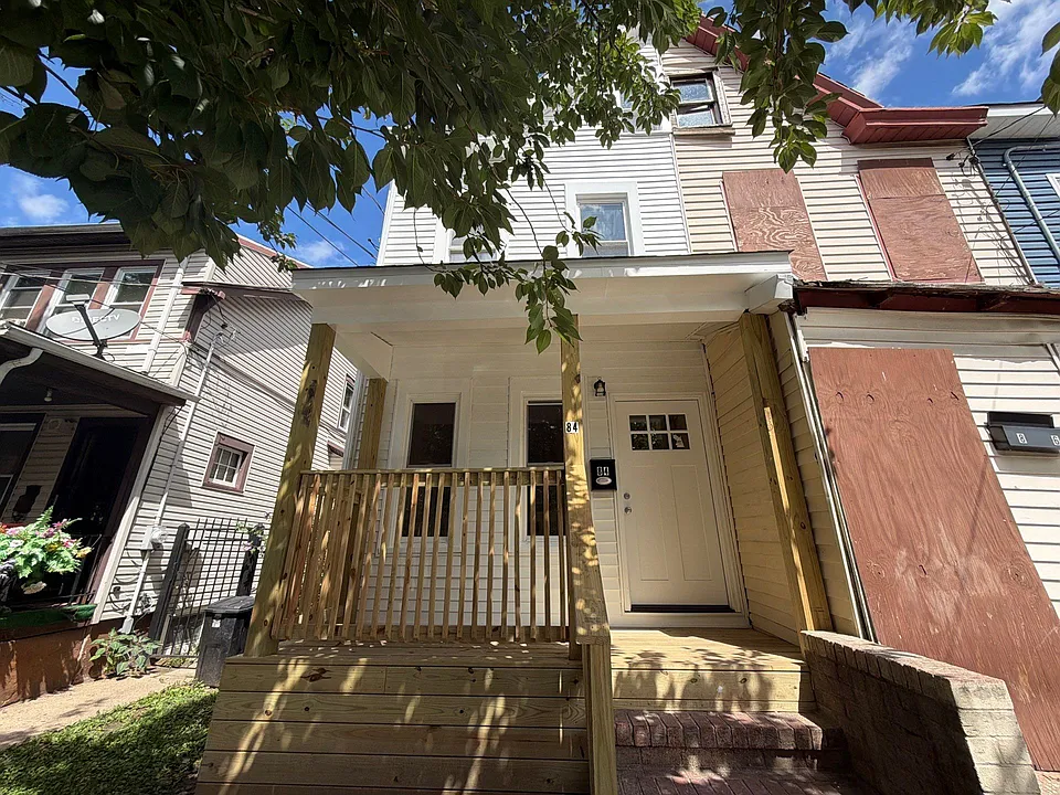 84 S Logan Ave
