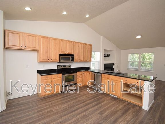 5th image of 13708 S Daggerwing Way