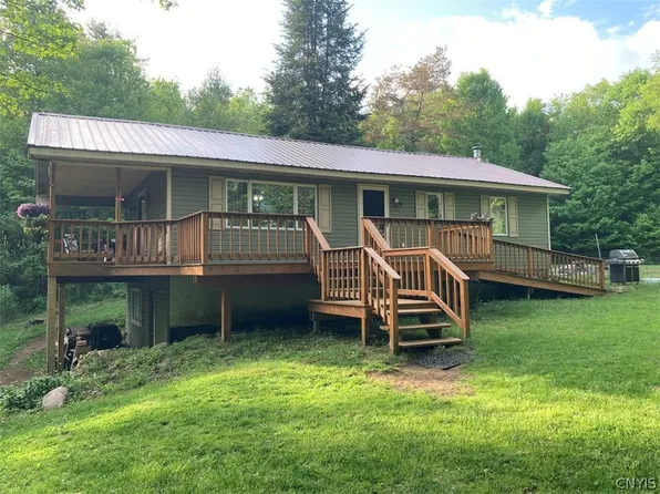 120 Oconnor Ln, Cold Brook, NY 13324