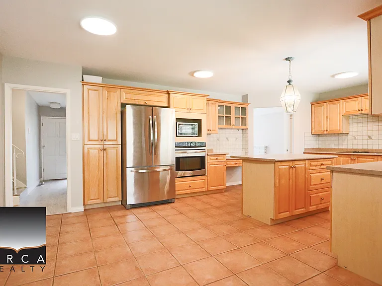 10291 Caithcart Rd — Photo 7