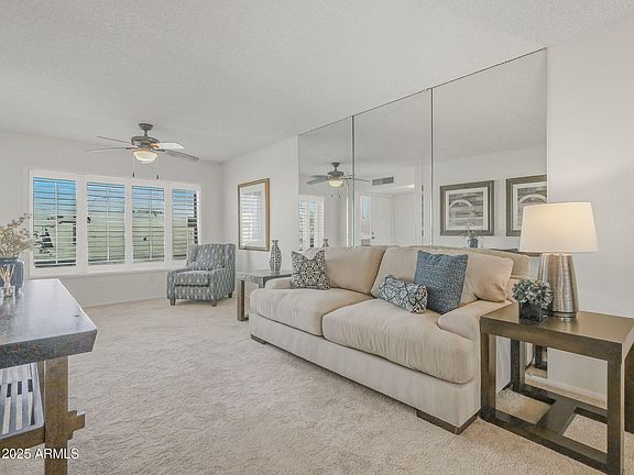 2nd image of 807 E MICHELLE Drive