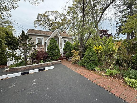 4th image of 26 Long Beach Drive