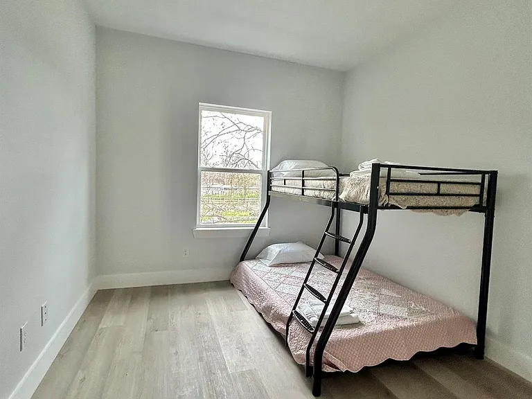 3533 Alderfer St #A — Photo 16