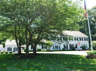 11110 Cripplegate Rd, Potomac, MD 20854