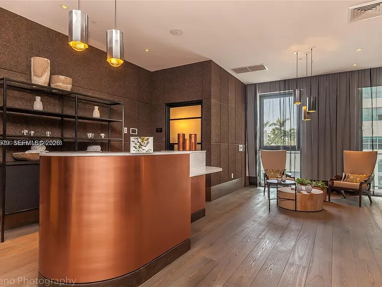 121 NE 34th St #1007 — Photo 12