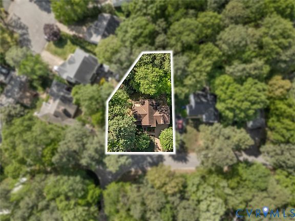 3rd image of 5610 Long Cove Rd