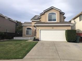 561 Sir Lancelot Dr, Tracy, CA 95376