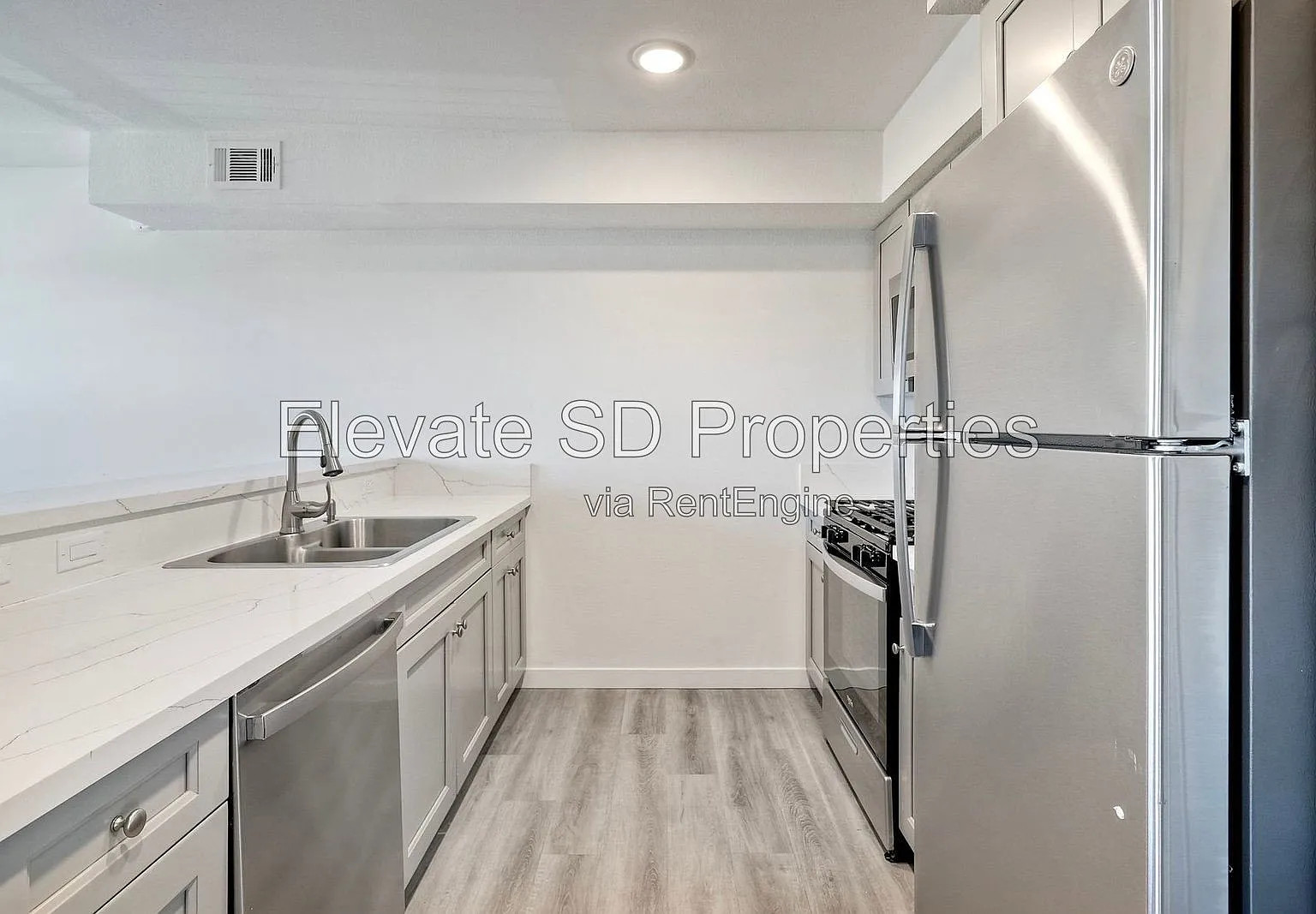 3 bed, 2.0 bath, 1362 sqft, $3,495 — Photo 4