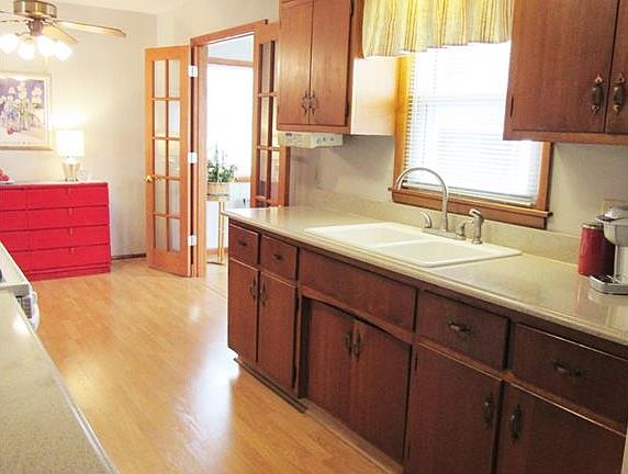 4th image of 3453 Lindbergh Dr