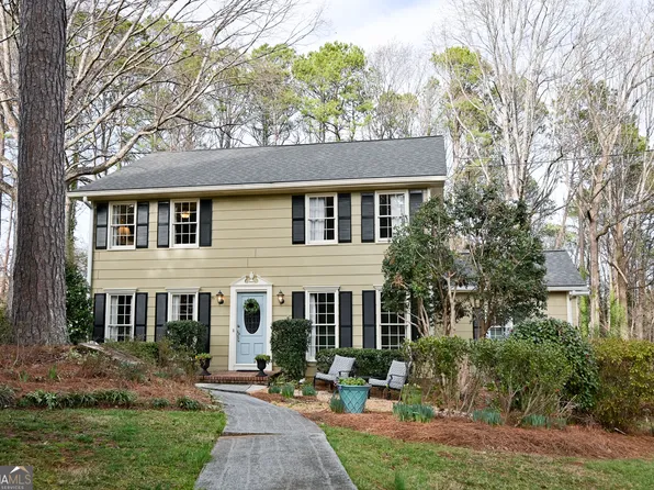 566 Wagon Wheel Climb, Lawrenceville, GA 30044