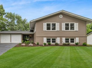 3239 Stillwell Ct, Woodridge, IL 60517