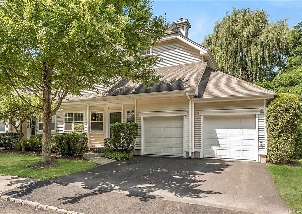 1st image of 1 Briarbrook Dr