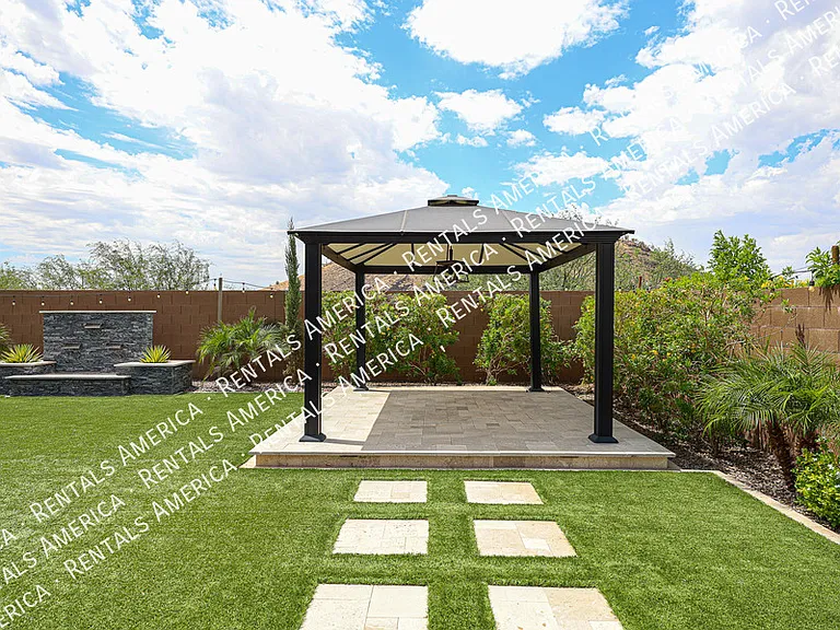 1829 E Saguaro Park Ln — Photo 94