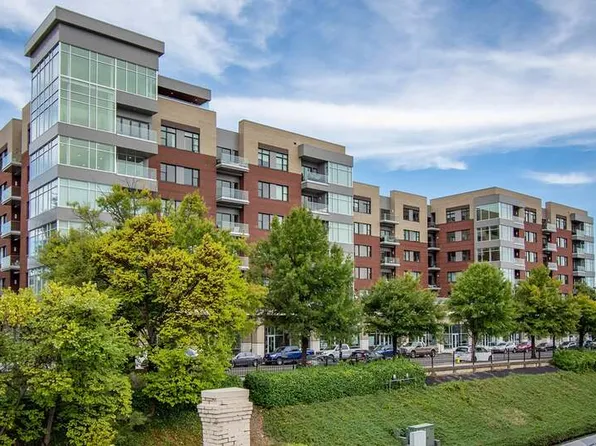 333 W Depot Ave #415, Knoxville, TN 37917