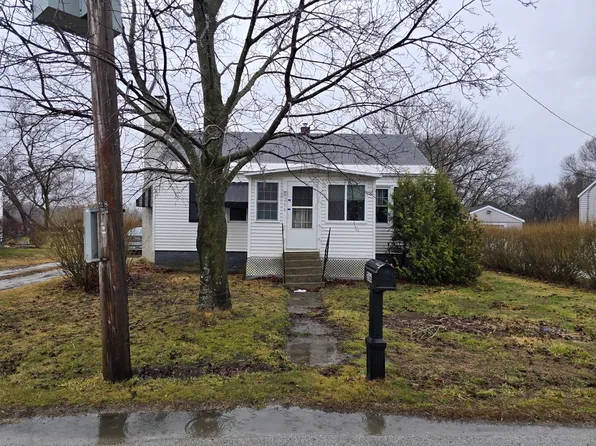 266 Dorr Dr, Rutland, VT 05701