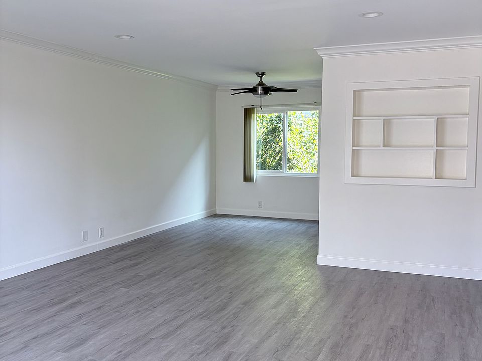 1st image of 1645 Amberwood Dr #17