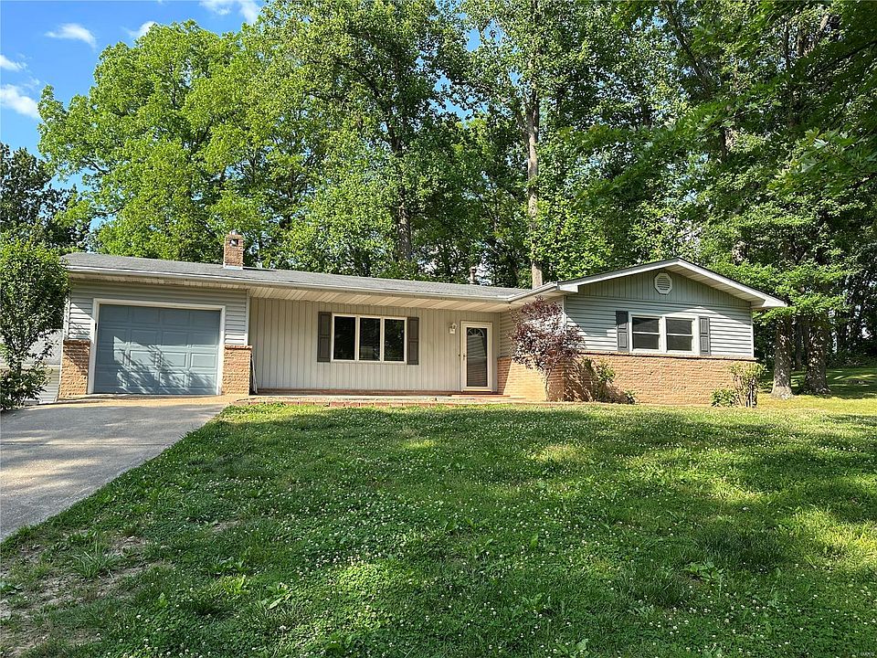 2211 E 5th St, Washington, MO 63090 Zillow