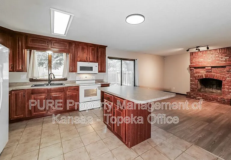 2605 SW Osborn Rd — Photo 12