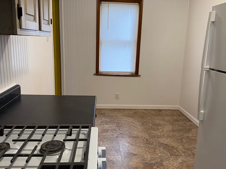 116 Victory Dr — Photo 11