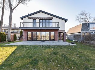 1211 Wilbur St, Pinckney, MI 48169