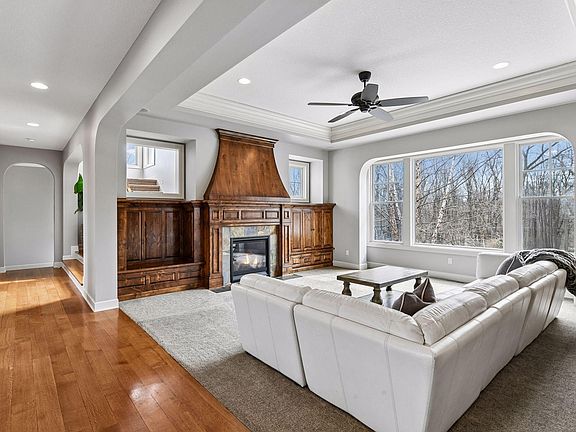 3rd image of 3215 Graham Hill Rd