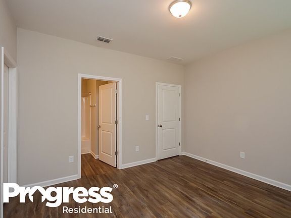 5th image of 3845 Newbury Place Dr