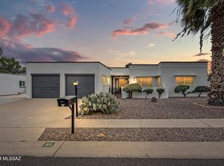 35 W Calle Melendrez, Green Valley, AZ 85614