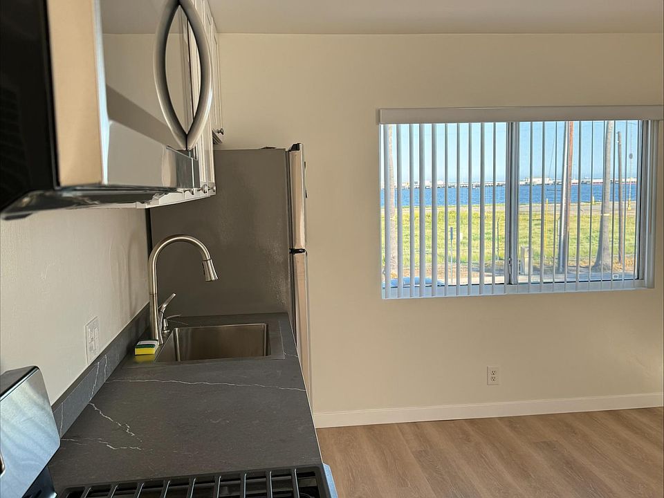 Great water views from kitchen!