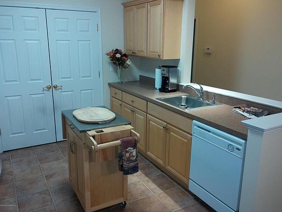 4th image of 129 Sophee Ln #1000