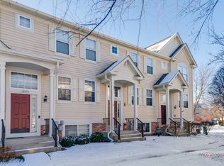 1006 Manchester Cir, Grayslake, IL 60030