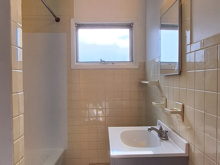 836 N Main Ave #1 — Photo 12