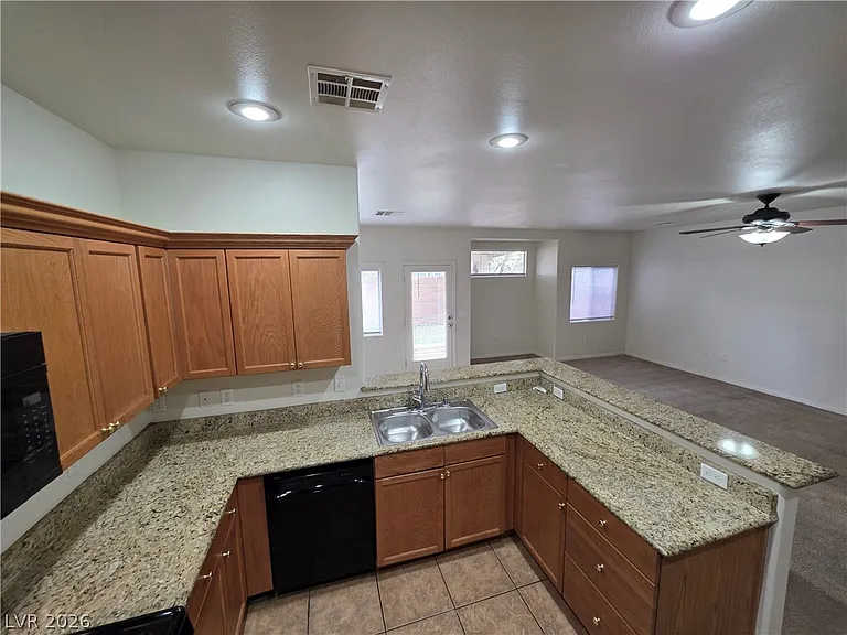 1423 Orange Jubilee Rd — Photo 26