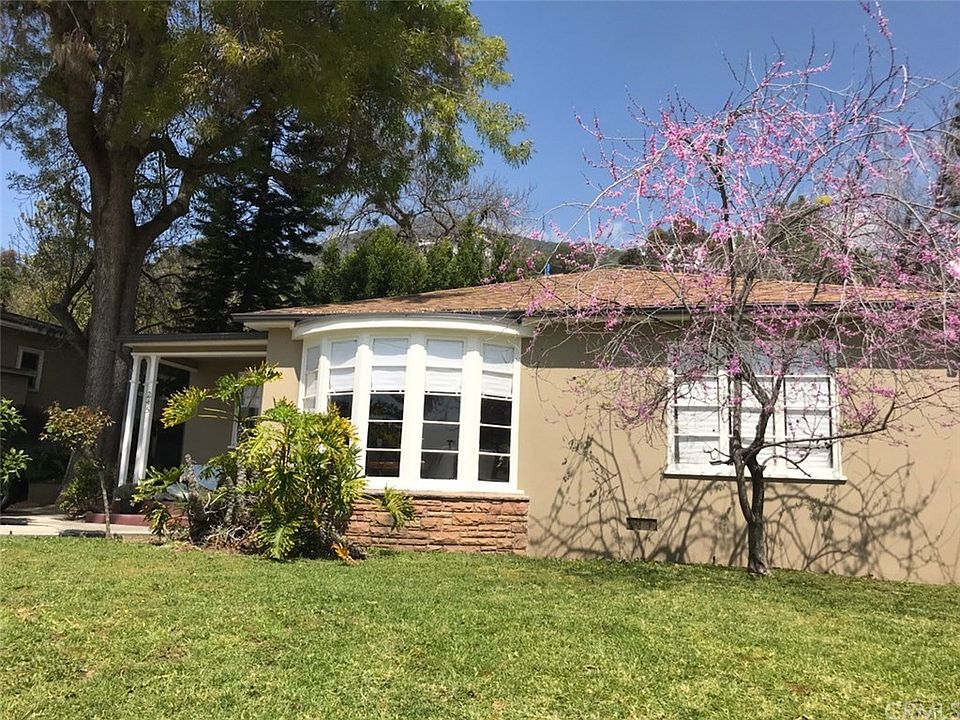 1st image of 245 Sturtevant Dr