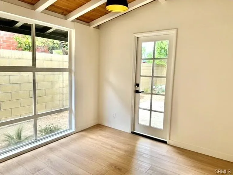 2324 W Palm Ave — Photo 10