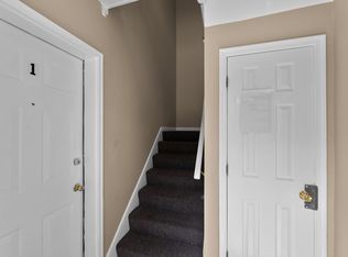 566 Newcomb St SE APT 4, Washington, DC 20032