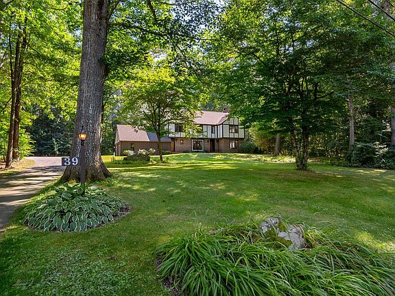 5th image of 39 Ashbrook Drive