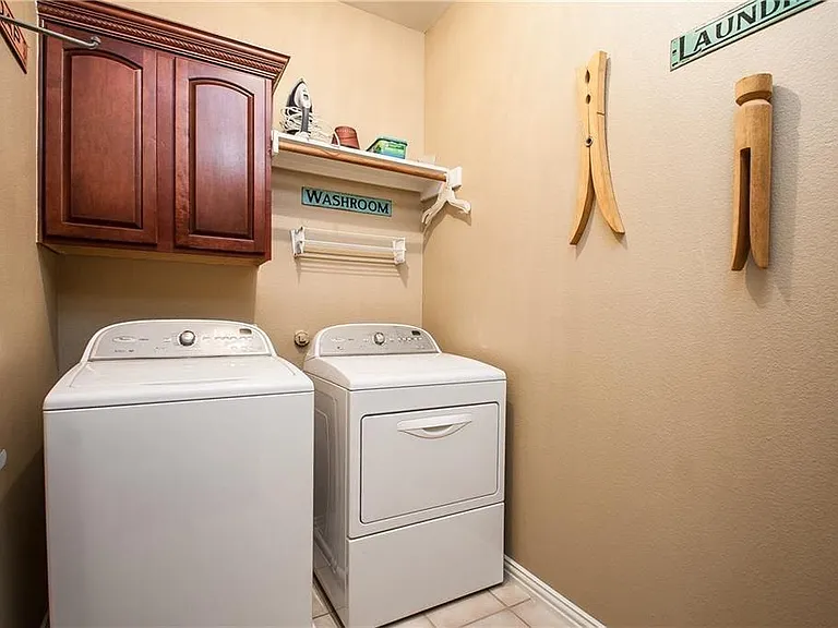 5628 Conch Train Rd — Photo 9