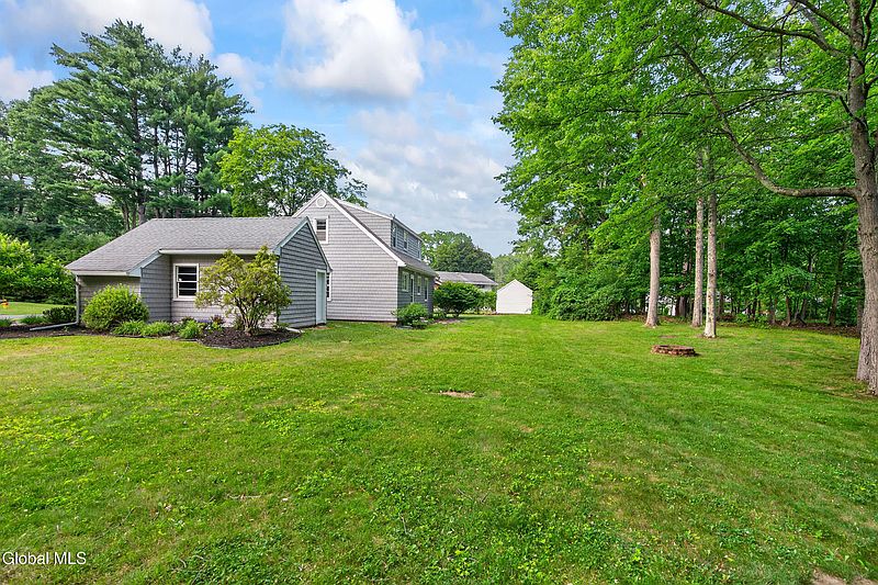4th image of 30 Clarkson Road