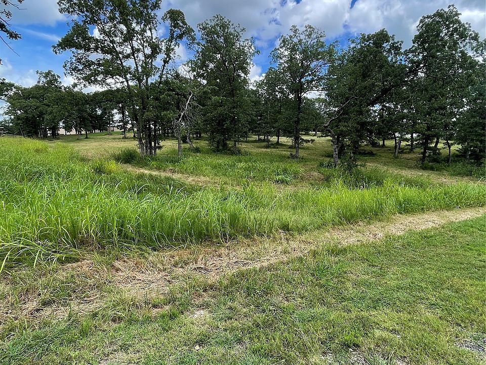 2nd image of 7 Scissortail Rd
