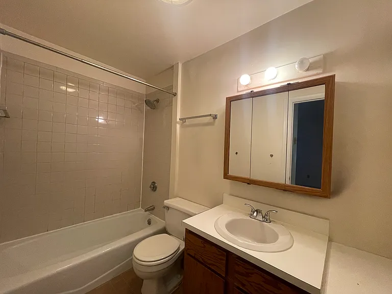 90 Saint Botolph St #5 — Photo 9