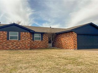 2722 S Estate Dr, El Reno, OK 73036
