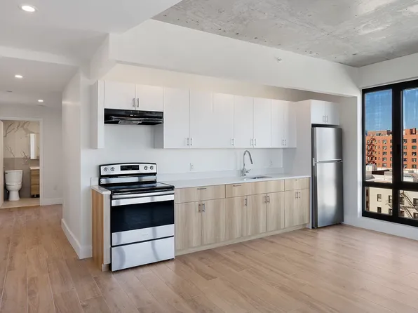 2 Mount Hope Pl APT 306, Bronx, NY 10453